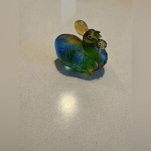 Chinese Cultural Hen Figurine Glass Art